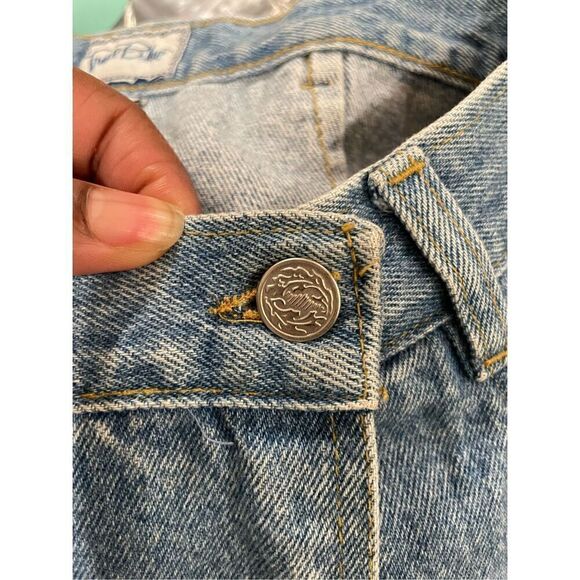 True Blue Denim Skirt Juniors 9/10 Wrap Mini Rigid Light Blue Jean Retro Y2K - Picture 3 of 9